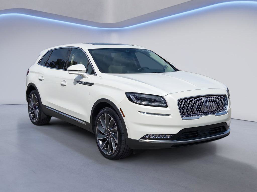 Used 2023 Lincoln Nautilus Reserve w/ Equipment Group 202A image 8