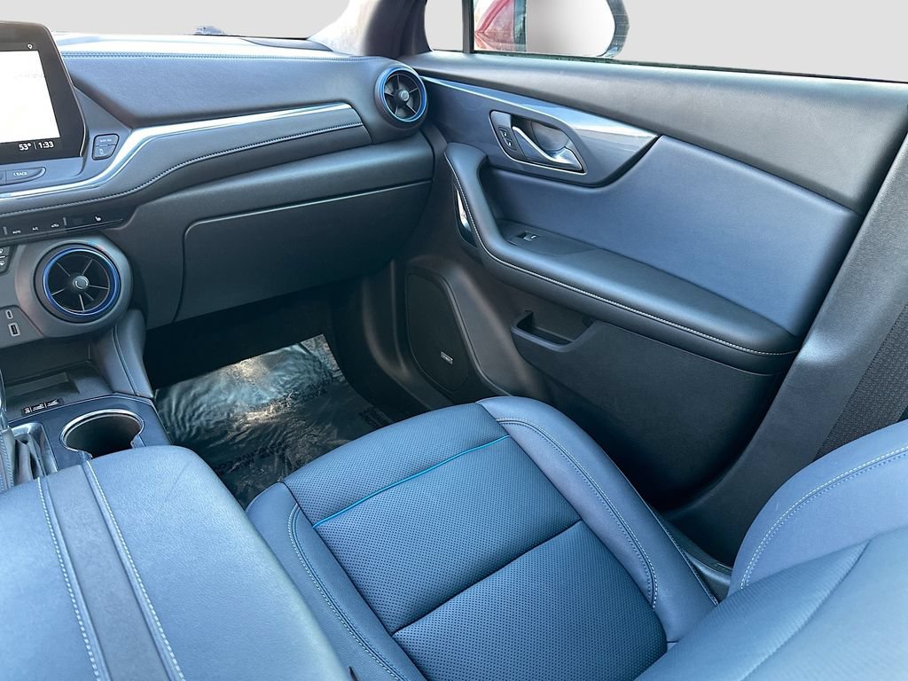 Used 2023 Chevrolet Blazer RS AWD/4WD image 25
