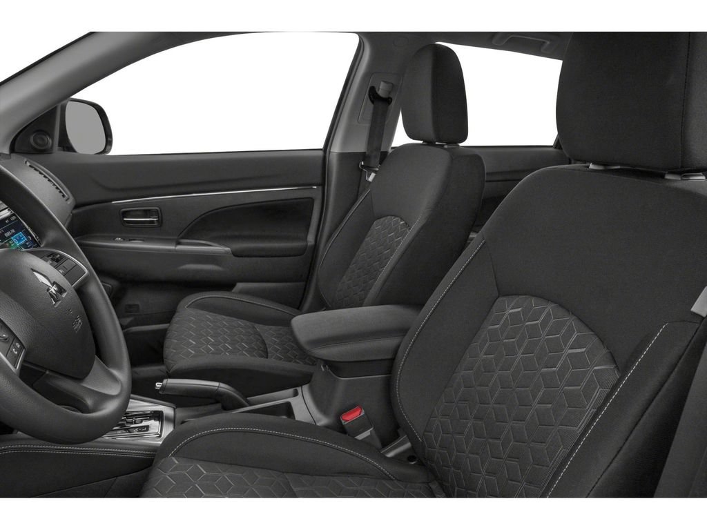 Used 2025 Mitsubishi Outlander Sport AWD image 9