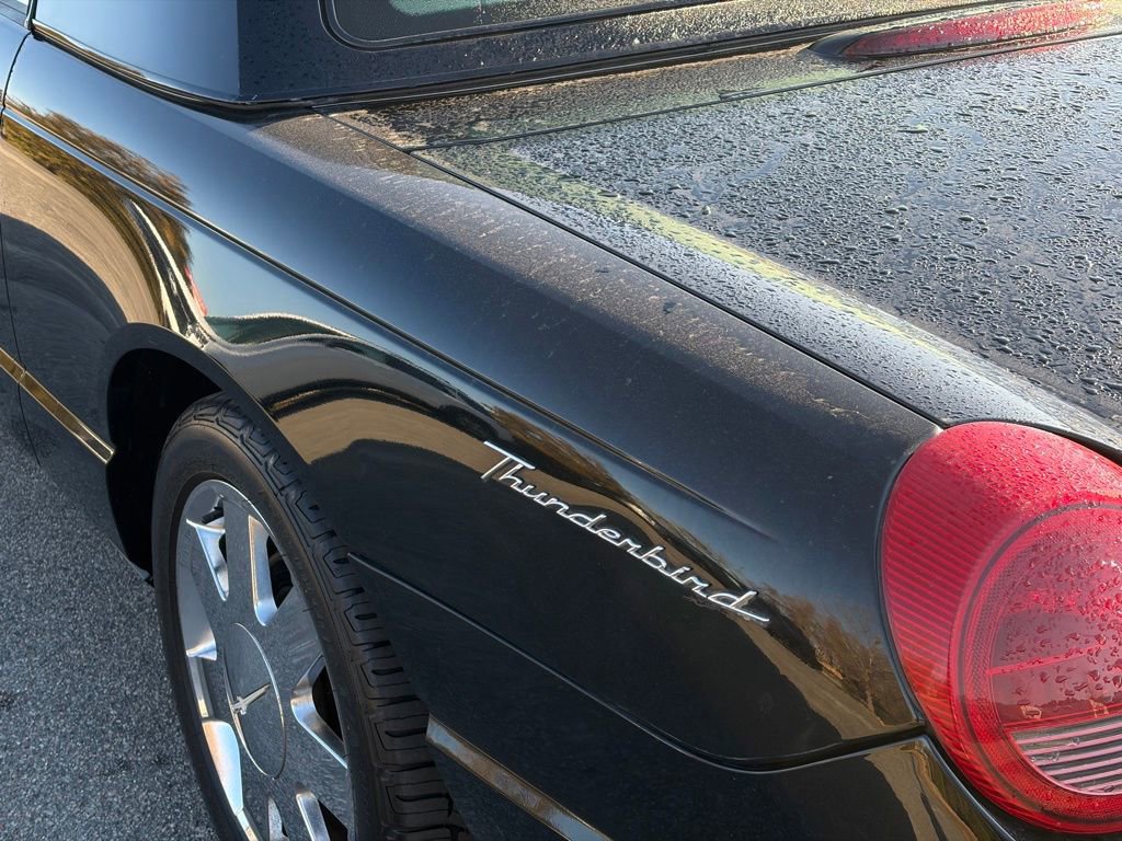 Used 2002 Ford Thunderbird image 4