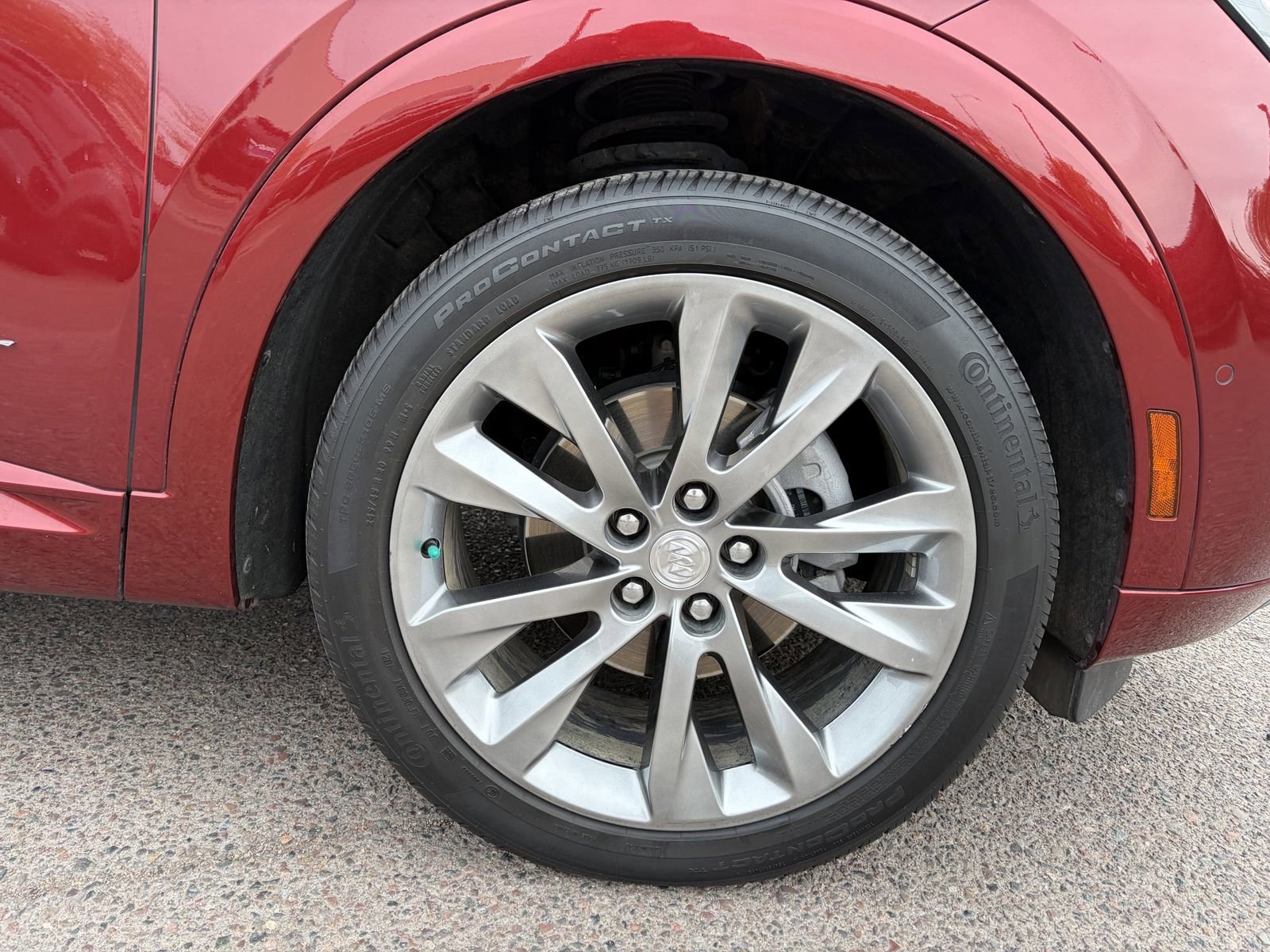 Certified 2021 Buick Envision Avenir w/ Technology Package II FWD image 11