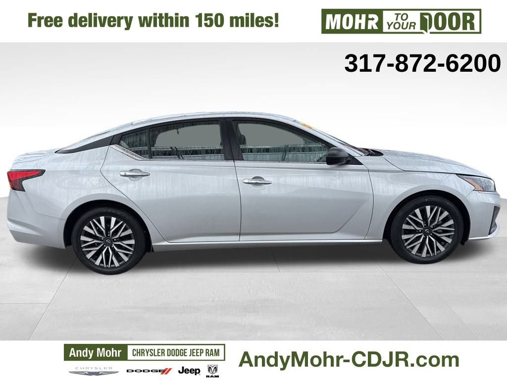 Used 2024 Nissan Altima 2.5 SV image 8