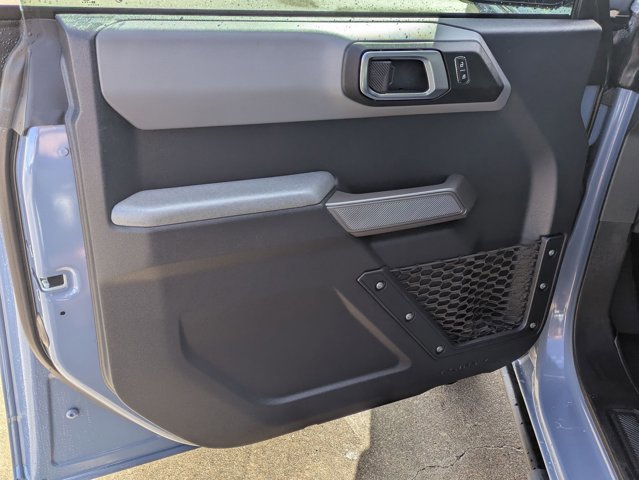 Used 2023 Ford Bronco Black Diamond image 13