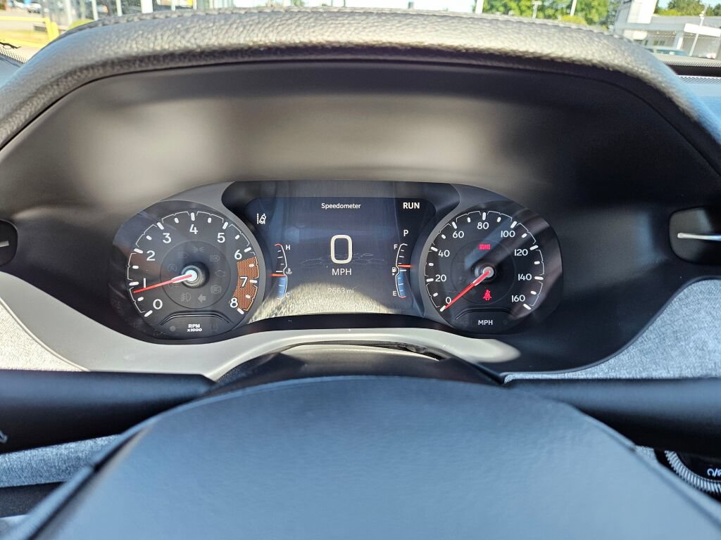 Used 2025 Jeep Compass Sport AWD/4WD image 22