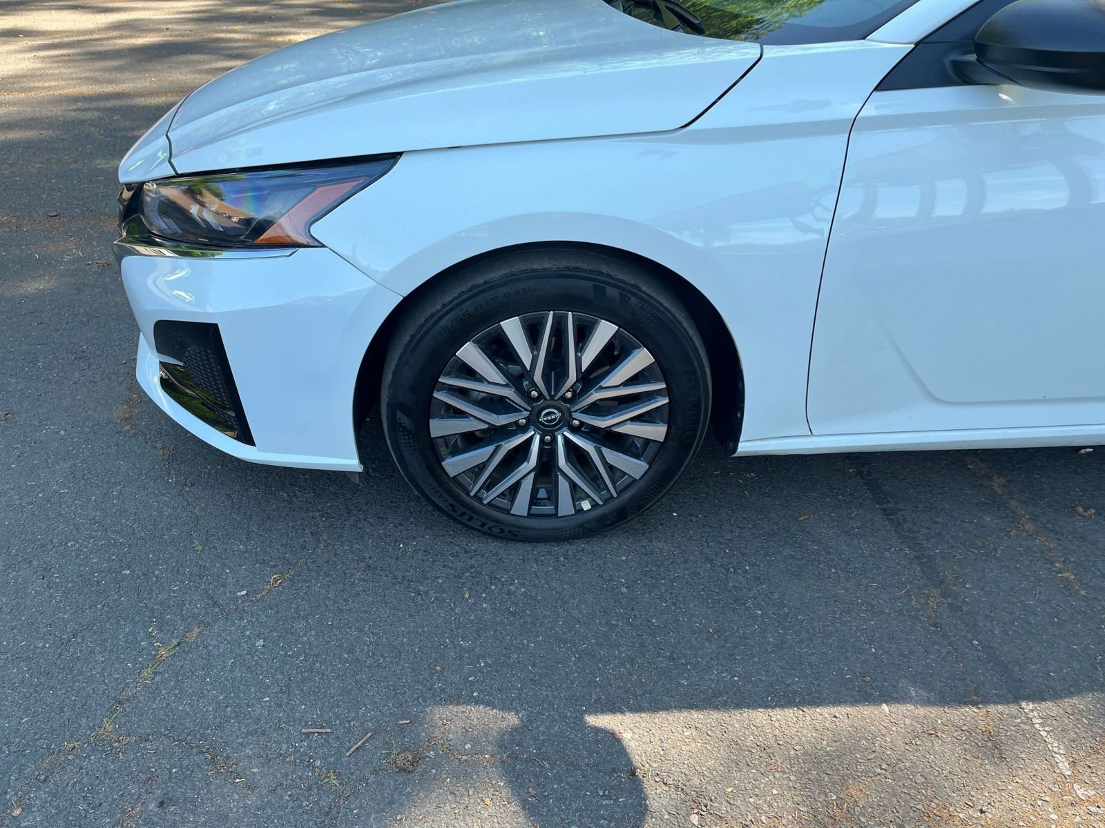 Used 2025 Nissan Altima 2.5 SV image 29