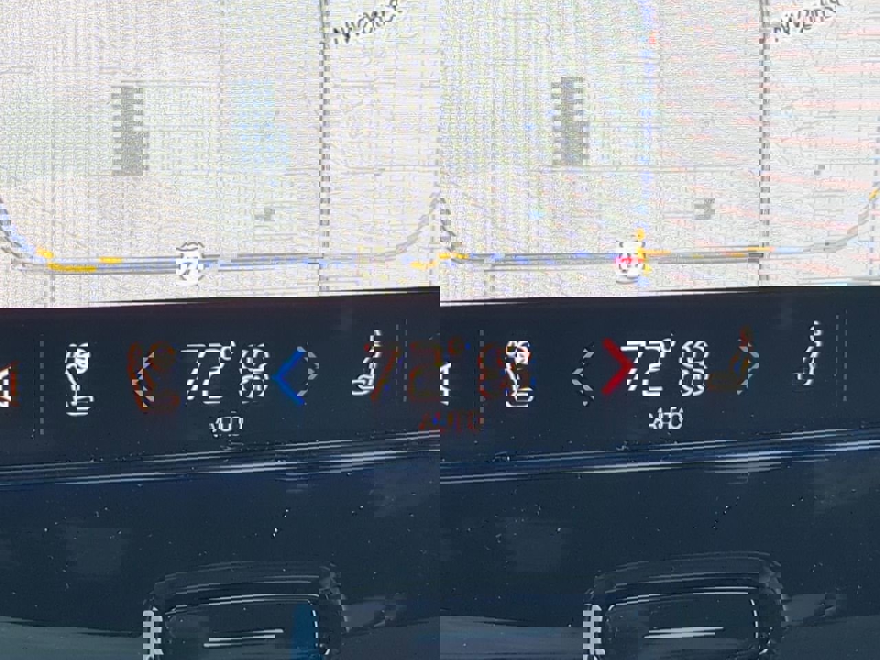 New 2025 Volvo V60 B5 Cross Country Ultra w/ Protection Package Premier image 23