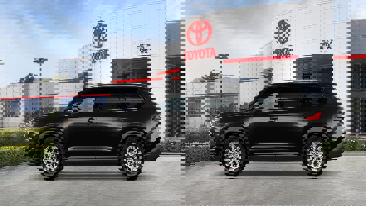New 2026 Toyota Grand Highlander XLE image 4
