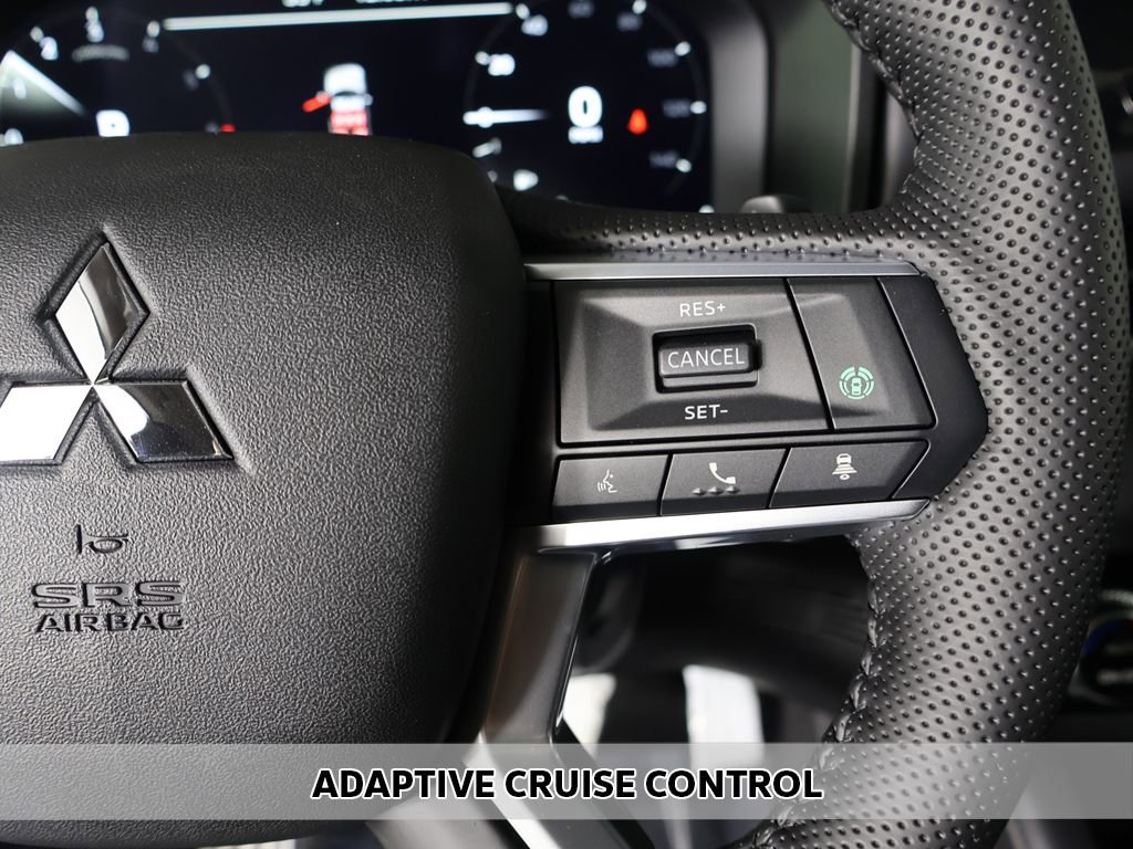 New 2026 Mitsubishi Outlander SEL image 6