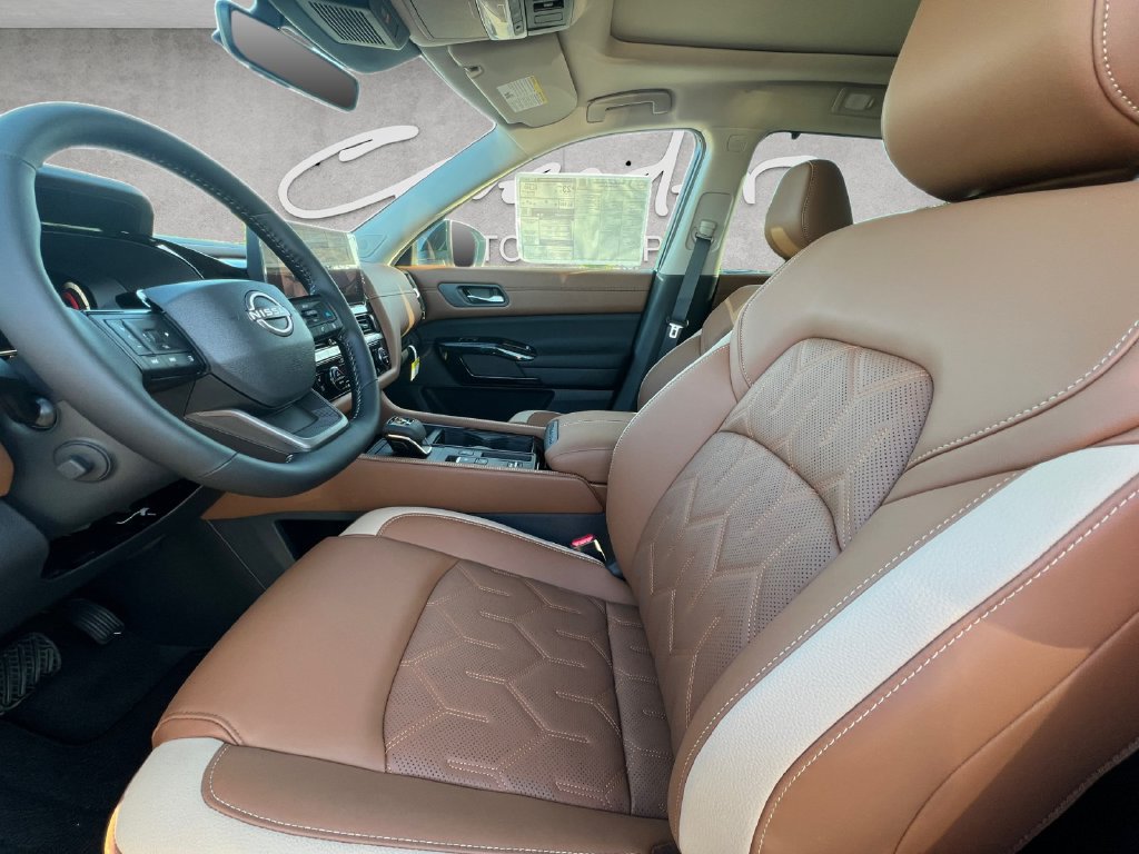 New 2026 Nissan Pathfinder Platinum FWD image 20