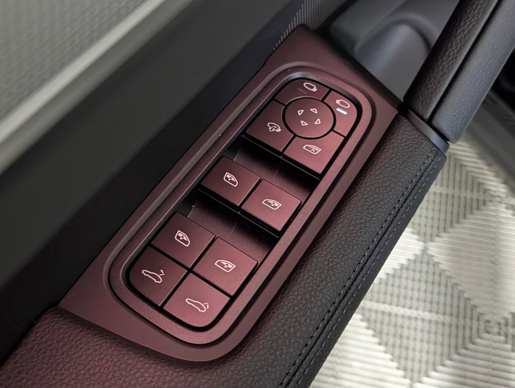 New 2026 Porsche Cayenne AWD/4WD image 27