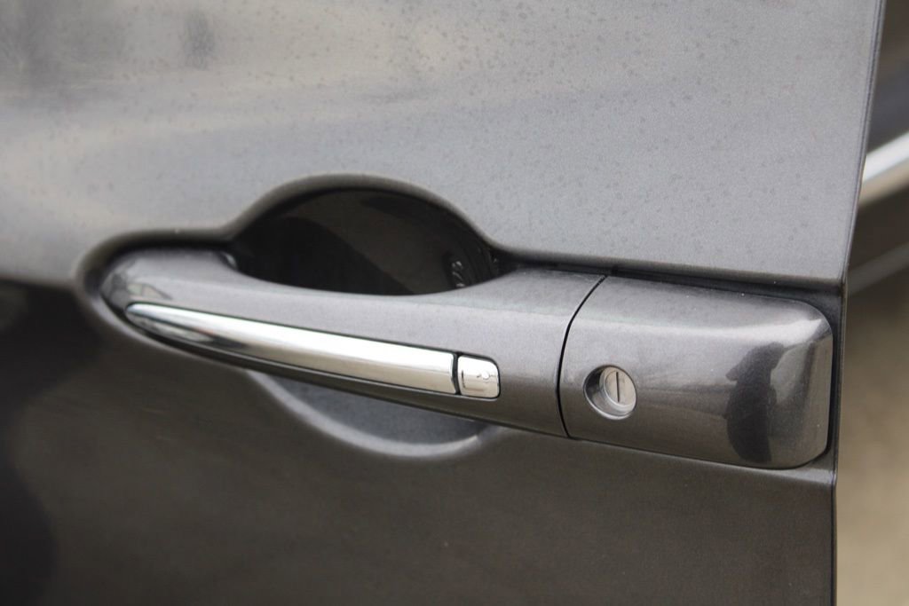 Used 2017 Chrysler Pacifica Touring-L image 15