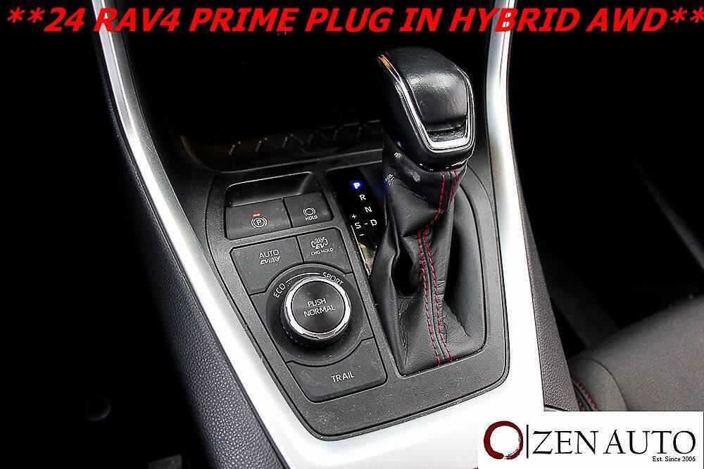 Used 2024 Toyota RAV4 SE w/ Weather & Moonroof Package AWD/4WD image 18