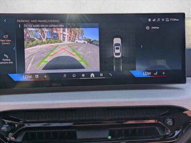 Used 2026 BMW 330i Sedan w/ M Sport Package RWD image 13