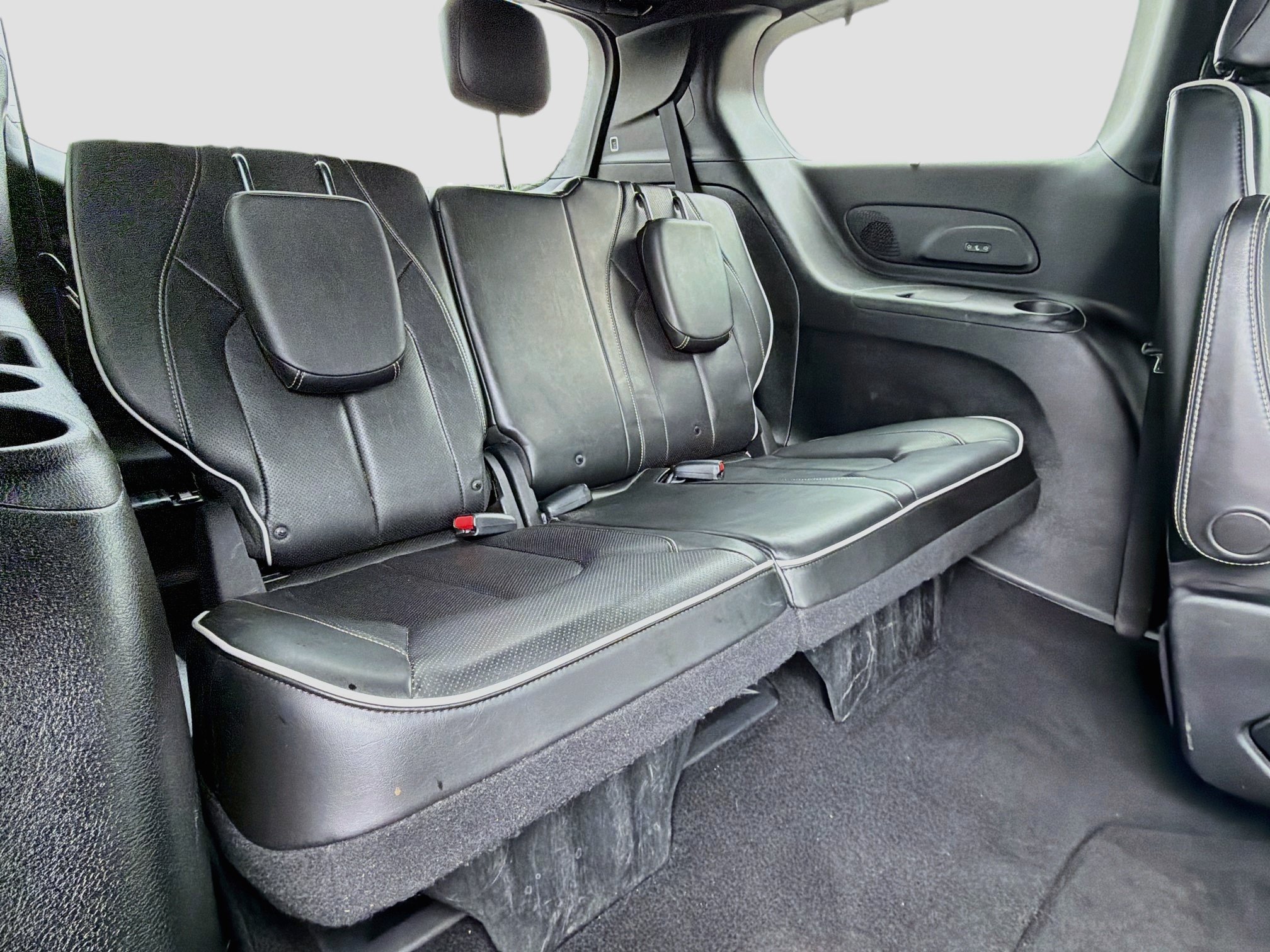 Used 2019 Chrysler Pacifica Limited w/ Advanced Safetytec Group FWD image 22
