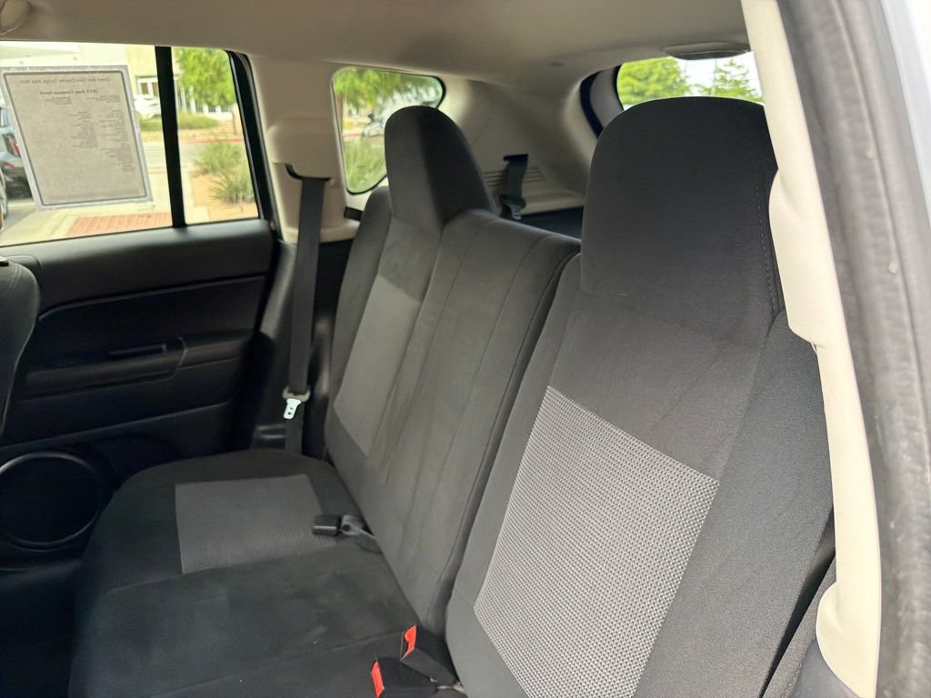 Used 2015 Jeep Compass Sport w/ Power Value Group FWD image 32