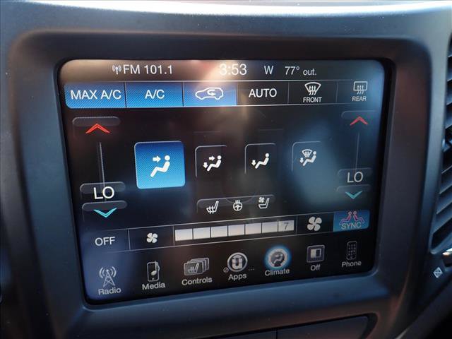 Used 2016 Jeep Cherokee Trailhawk w/ Comfort/Convenience Group AWD/4WD image 25