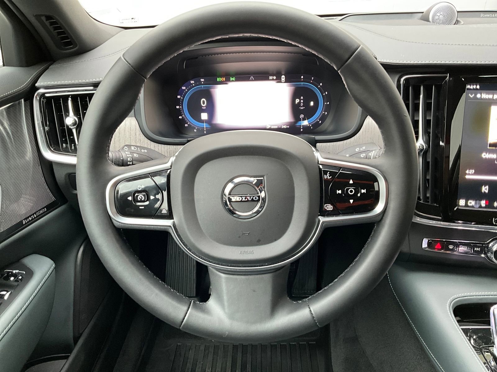 Certified 2024 Volvo S90 B6 Ultimate w/ Protection Package Premier image 17