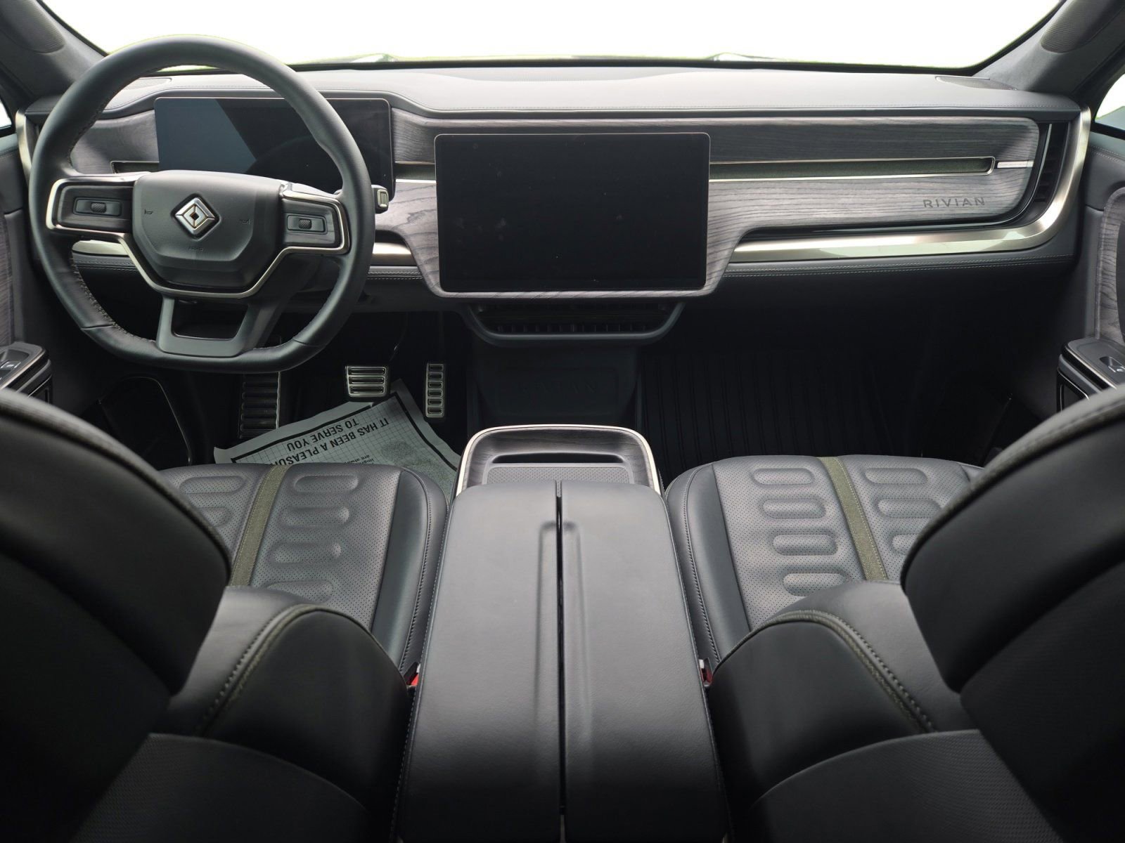 Used 2022 Rivian R1T Adventure AWD/4WD image 13