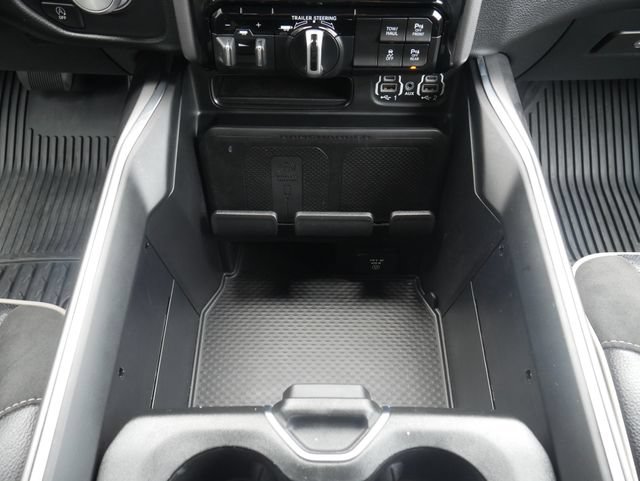 Used 2024 RAM 1500 Laramie AWD/4WD image 26