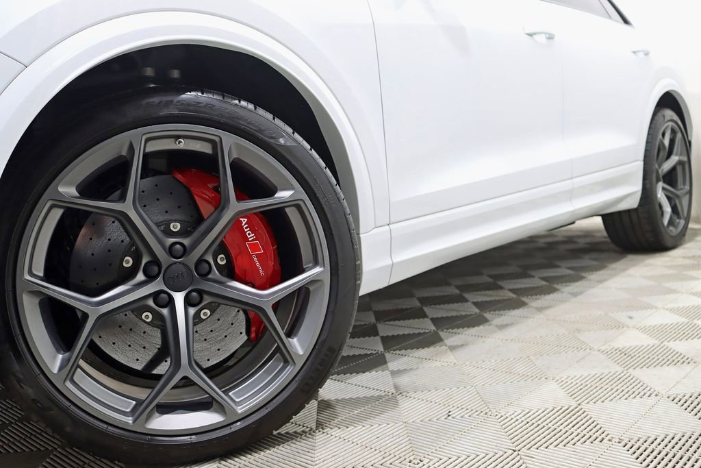 Used 2026 Audi RS Q8 performance image 5