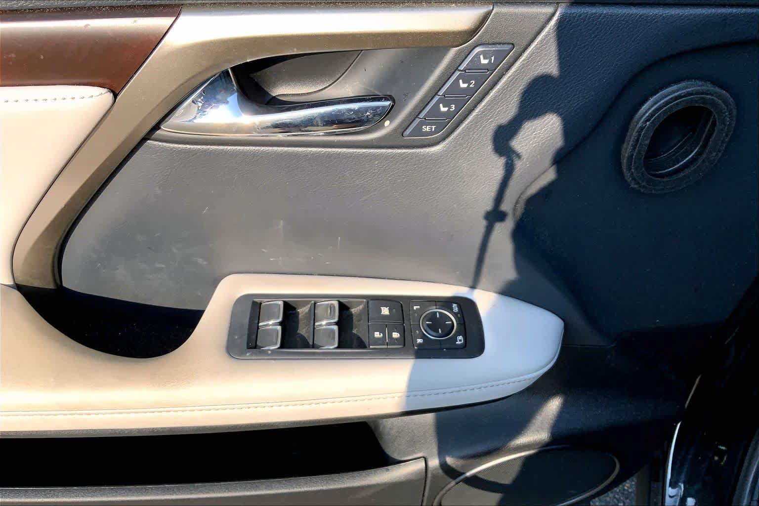 Certified 2022 Lexus RX 450h AWD w/ Premium Package image 35