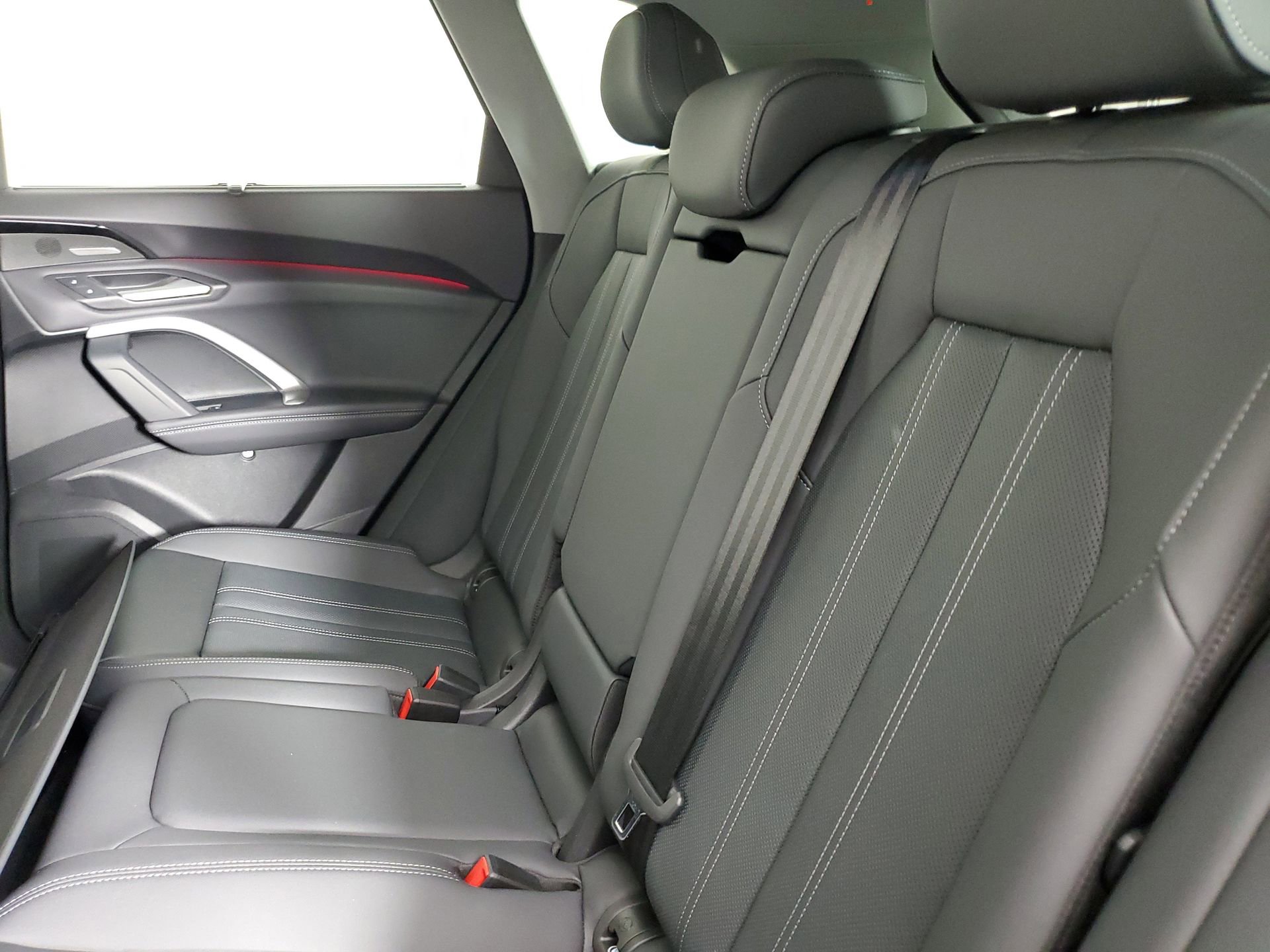 New 2025 Audi Q5 Premium Plus image 48