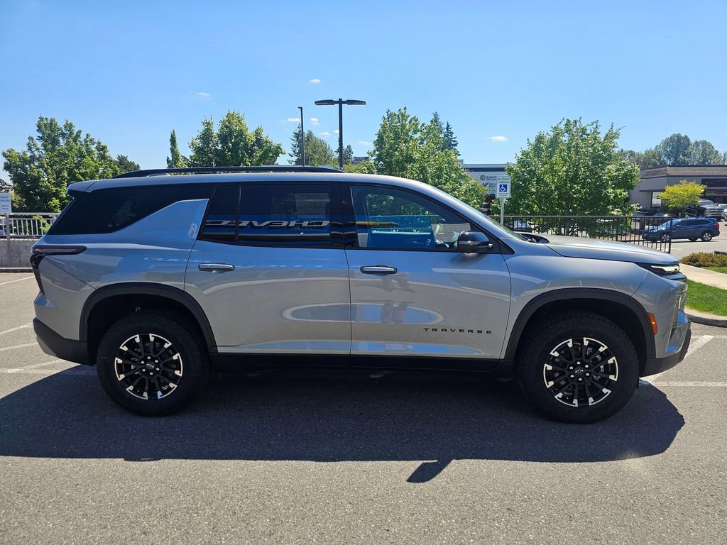 New 2026 Chevrolet Traverse Z71 w/ Driver Confidence Package AWD/4WD image 6