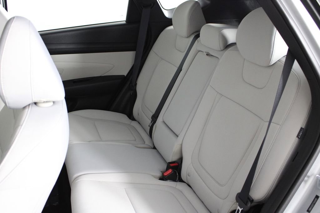 Certified 2026 Hyundai Tucson SE image 21