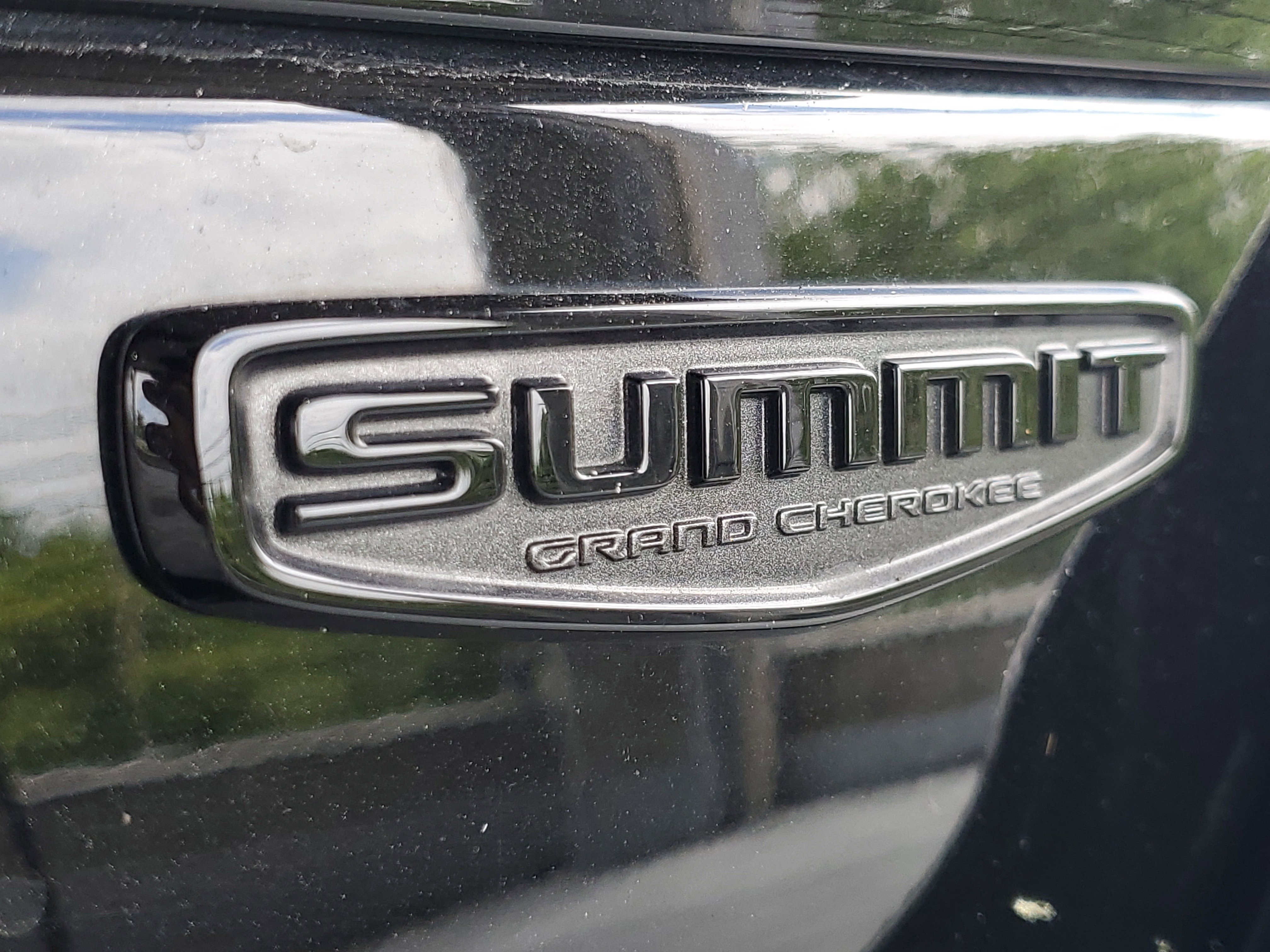Certified 2024 Jeep Grand Cherokee L Summit w/ High Altitude Package AWD/4WD image 6