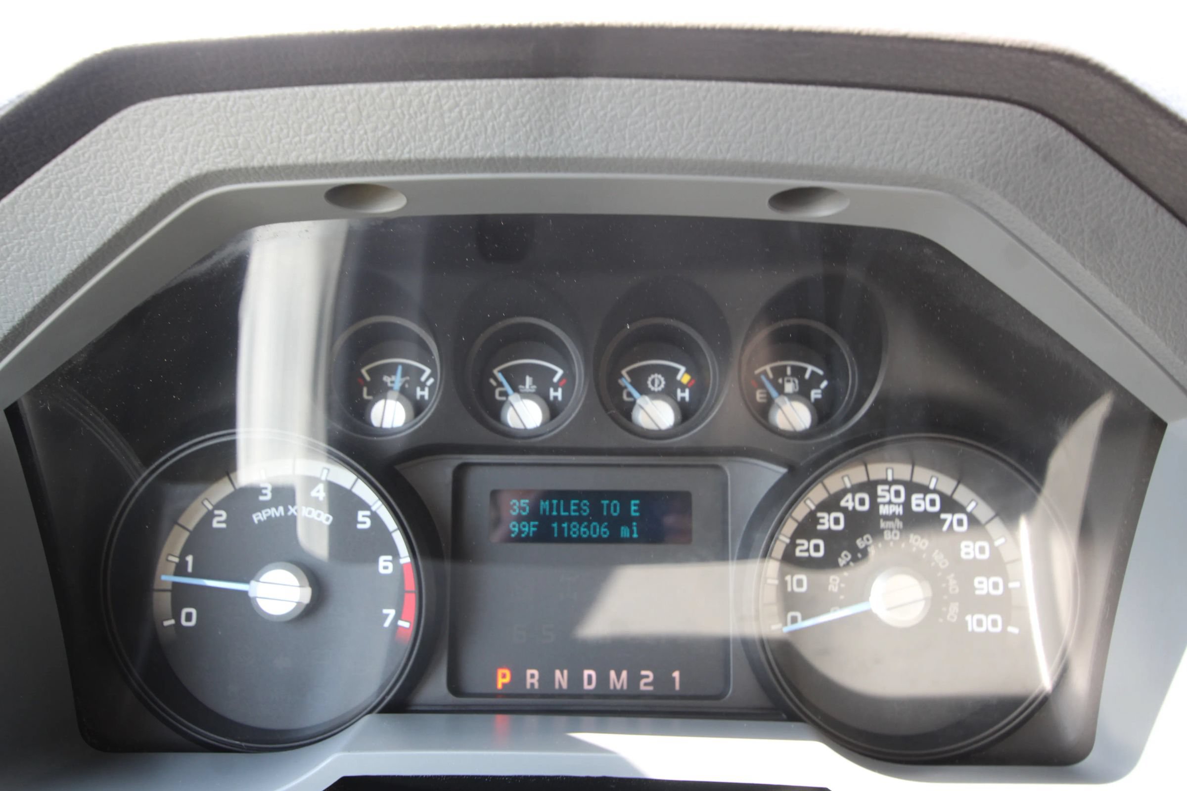 Used 2011 Ford F250 XL w/ Snow Plow Prep Pkg AWD/4WD image 13