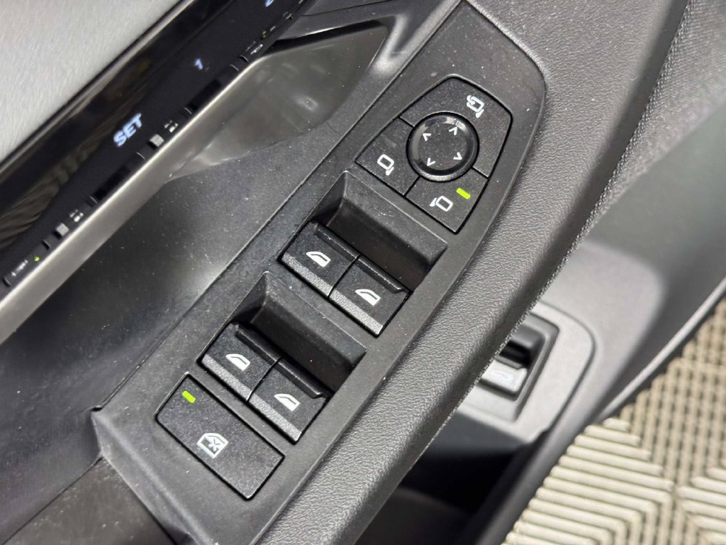 Used 2024 BMW 530i xDrive w/ Premium Package AWD/4WD image 18