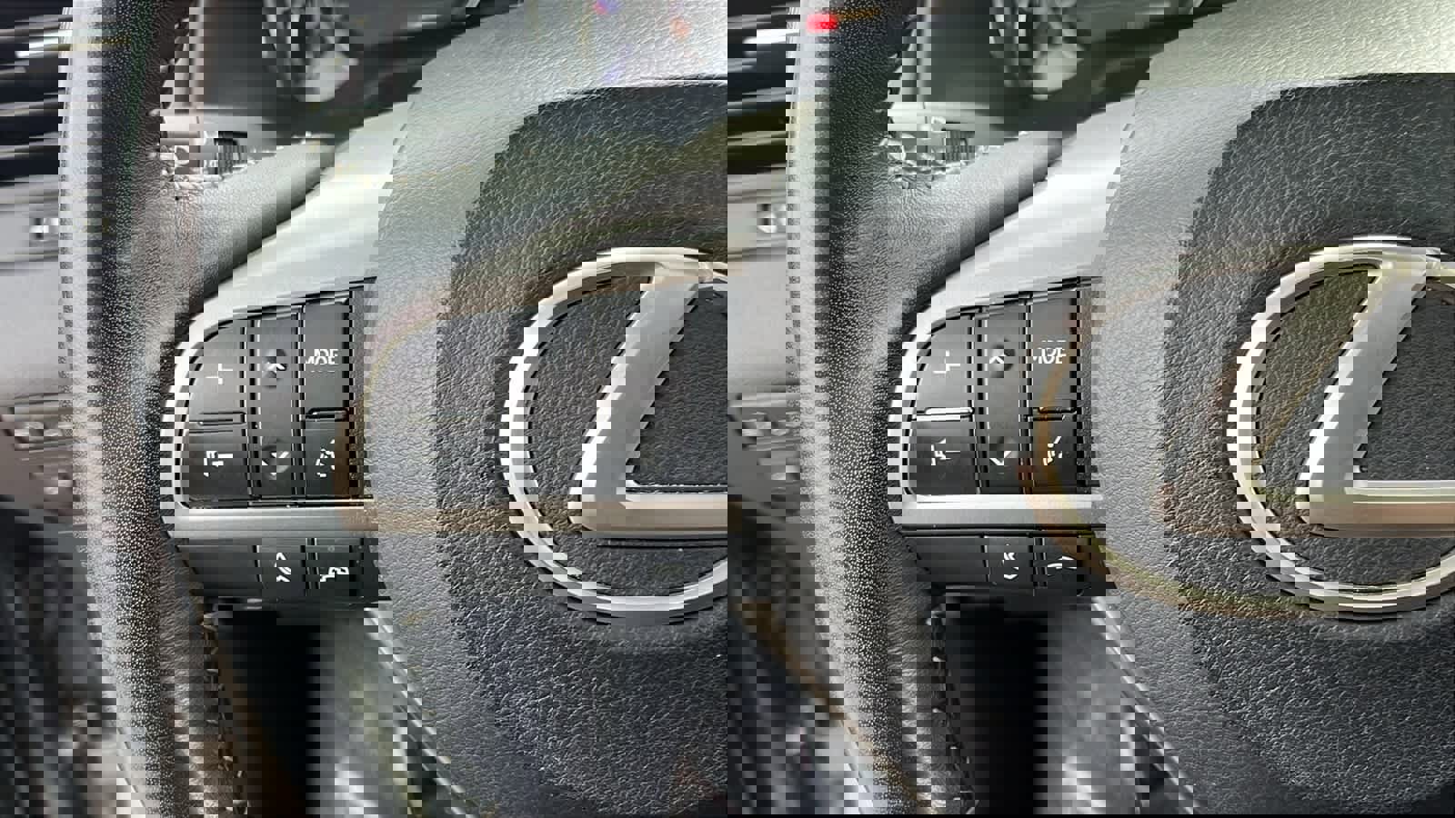 Used 2019 Lexus RX 450h AWD image 12