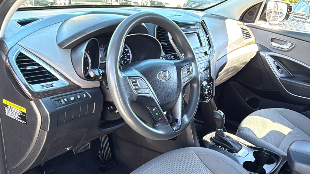 Used 2018 Hyundai Santa Fe Sport FWD image 24