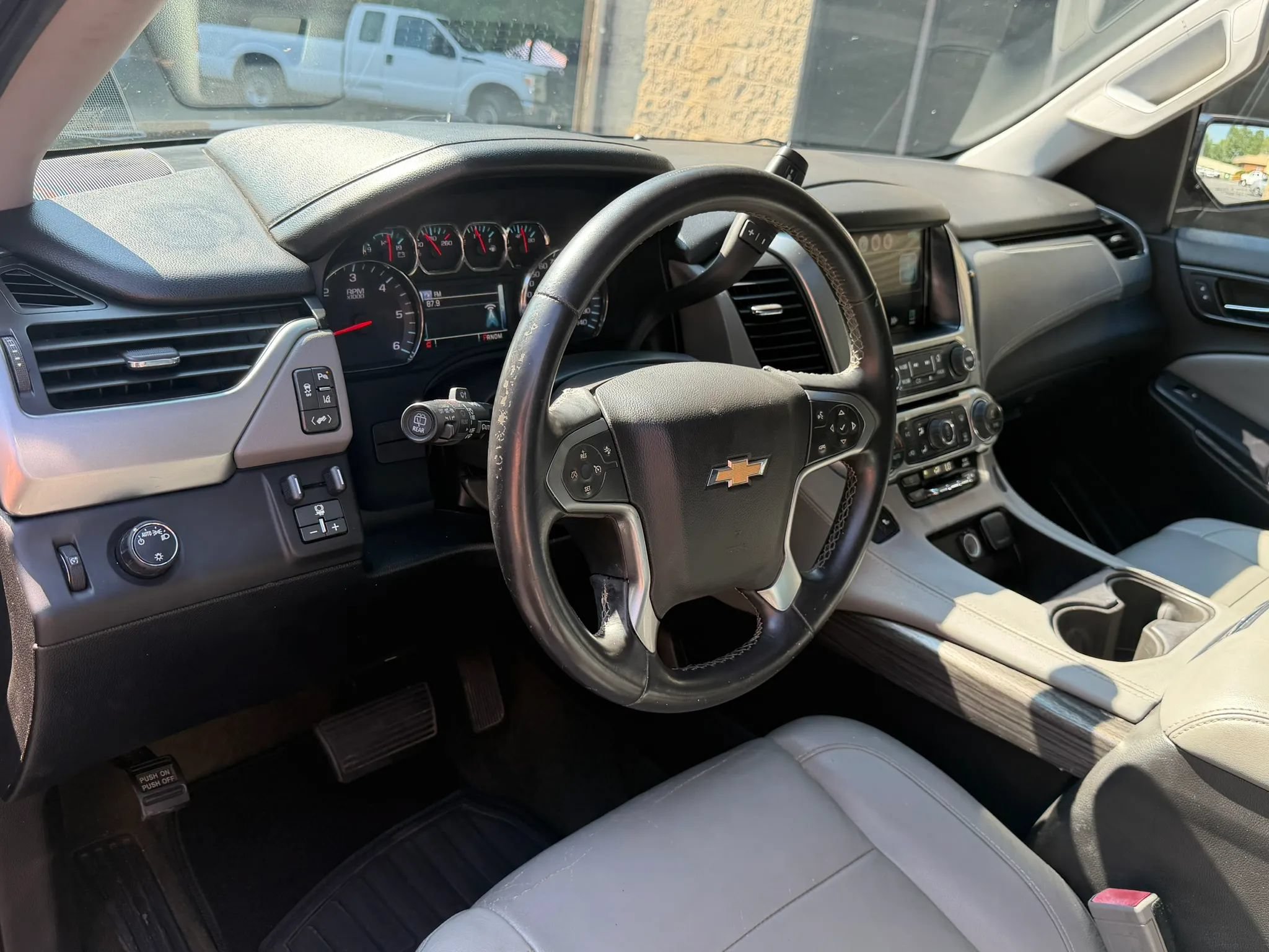 Used 2015 Chevrolet Tahoe LT RWD image 23
