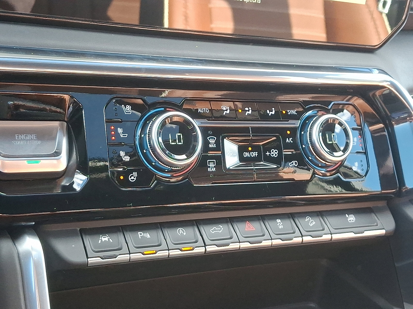 Certified 2024 GMC Sierra 1500 Denali Ultimate image 16