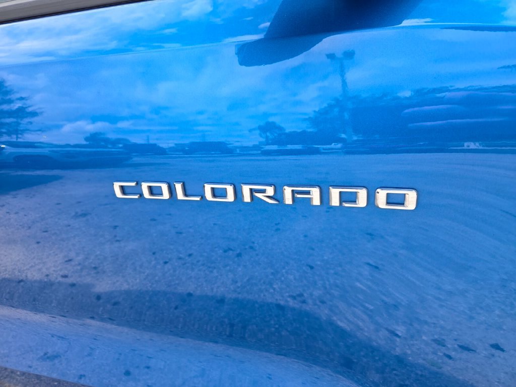 Used 2024 Chevrolet Colorado LT w/ LT Convenience Package RWD image 4