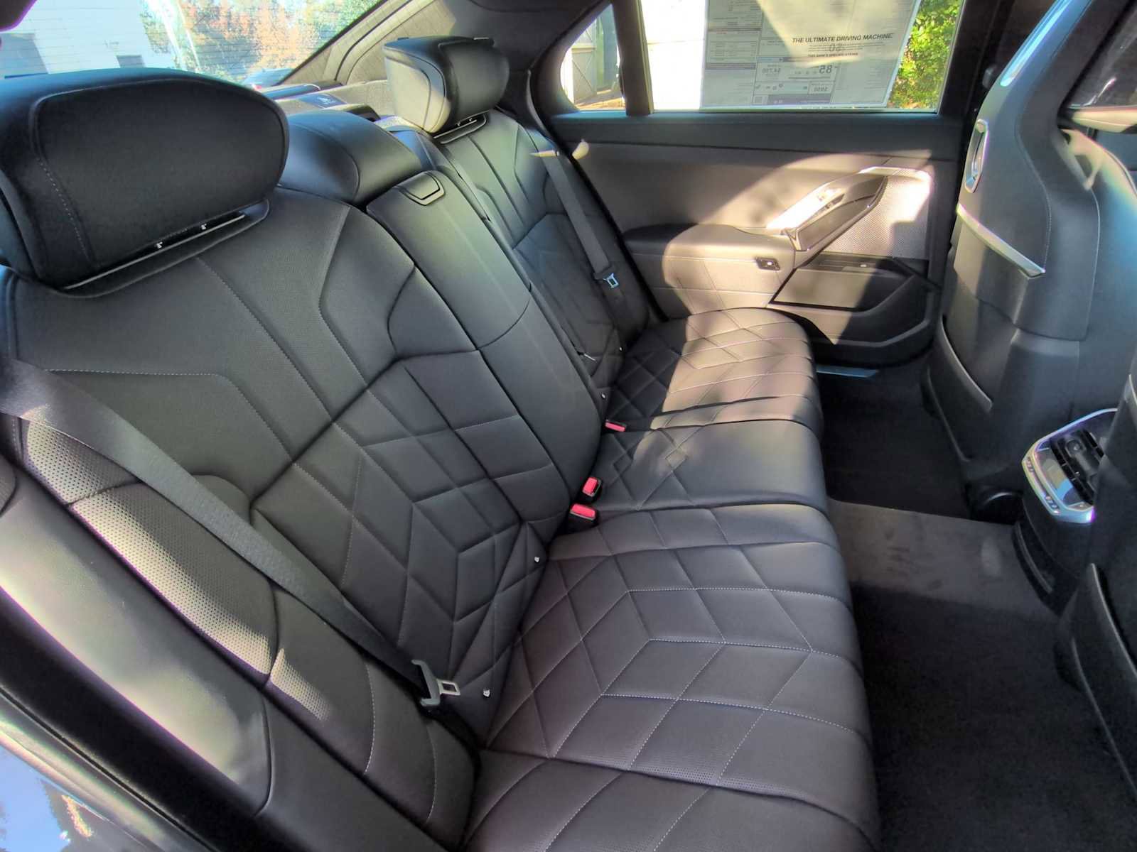 New 2025 BMW i7 eDrive50 image 22