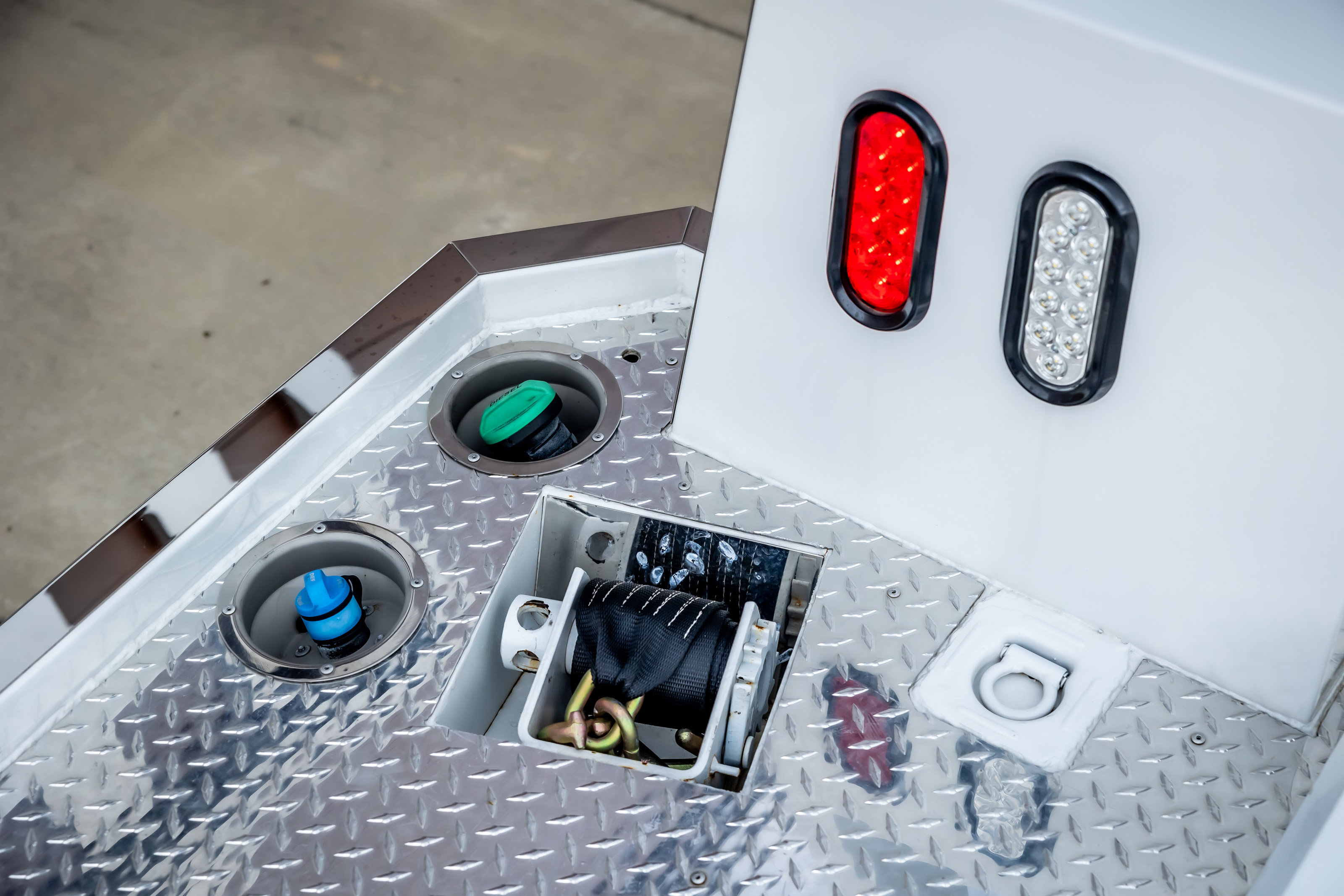 Used 2024 Ford F450 Platinum w/ FX4 Off-Road Package image 12