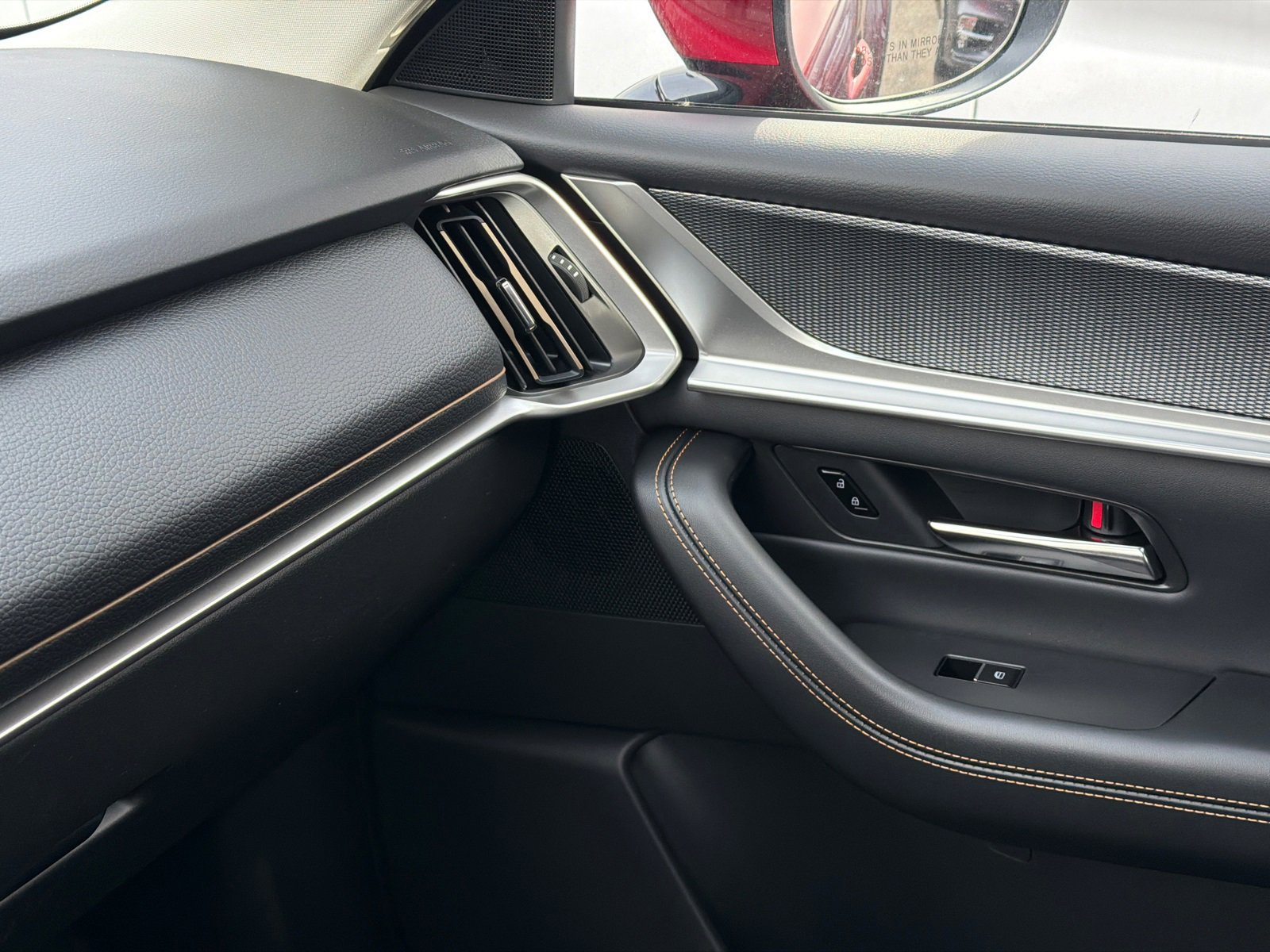 New 2026 MAZDA CX-90 Plug-In Hybrid w/ Preferred image 33