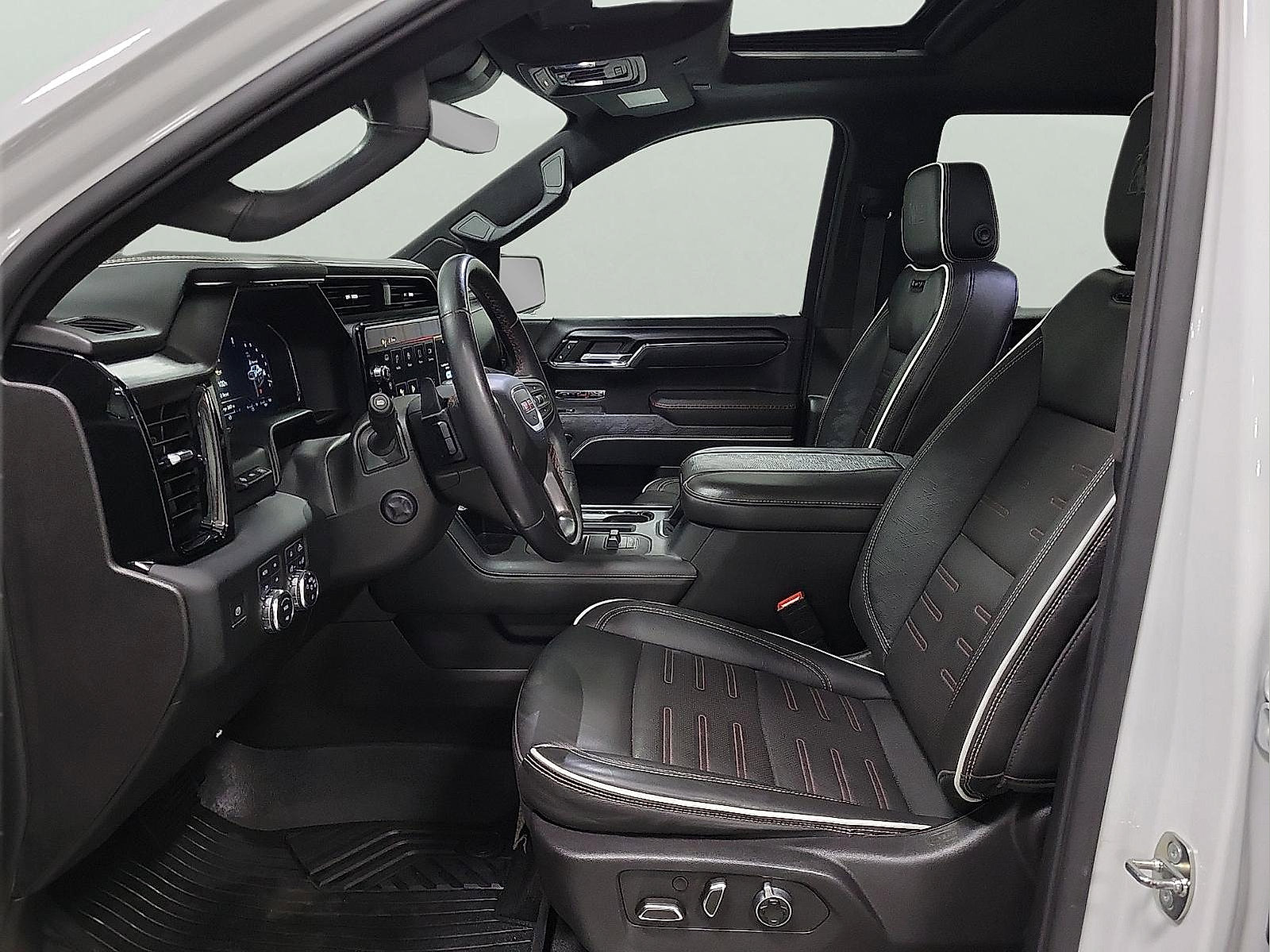 Used 2024 GMC Sierra 1500 AT4X w/ AT4X AEV Edition image 12