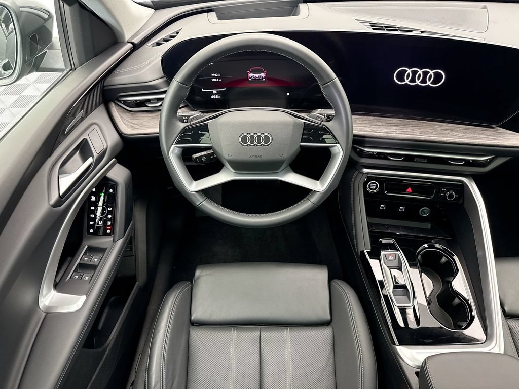 Used 2025 Audi Q5 Premium Plus w/ Premium Plus AWD/4WD image 10