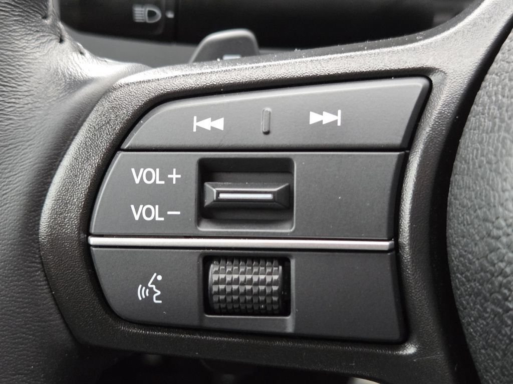 Used 2023 Honda Accord Sport image 12