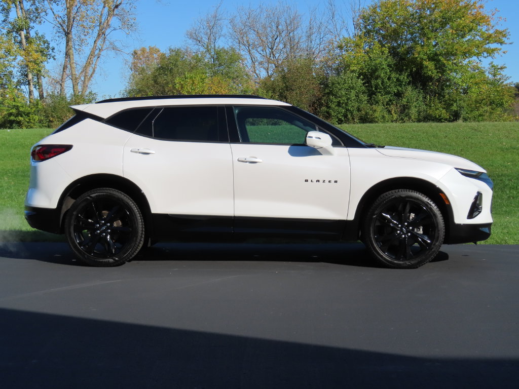 Certified 2021 Chevrolet Blazer RS w/ Enhanced Convenience Package AWD/4WD image 2