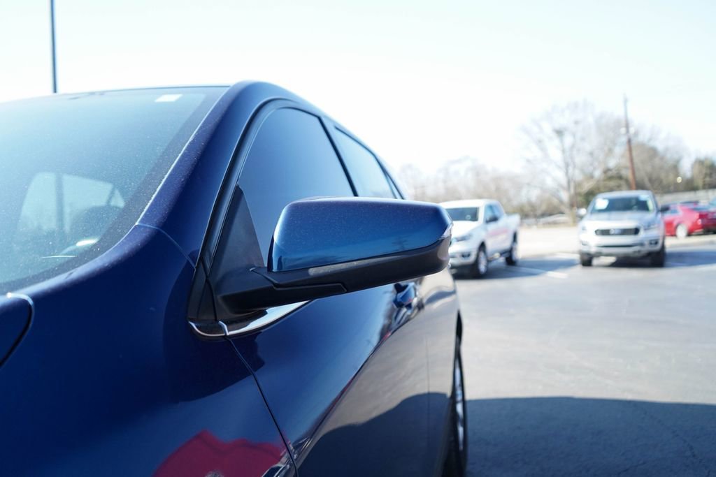 Used 2019 Chevrolet Equinox LT image 12