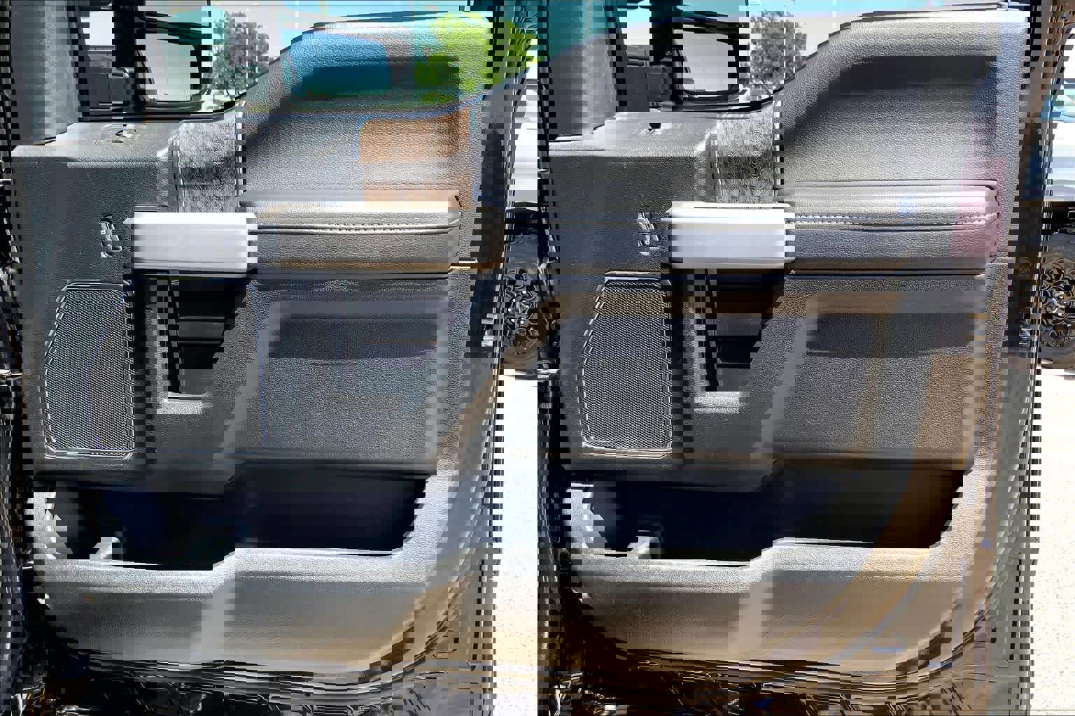 Used 2019 Ford F250 Lariat w/ Lariat Ultimate Package AWD/4WD image 23