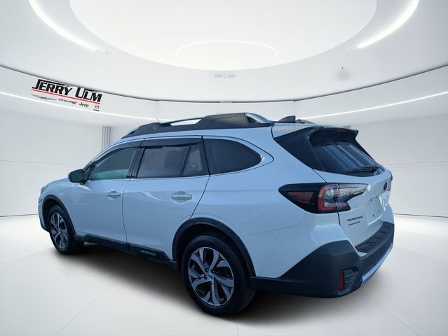 Used 2022 Subaru Outback Touring AWD/4WD image 5