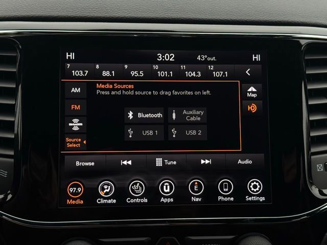 Used 2020 Jeep Grand Cherokee Altitude image 34