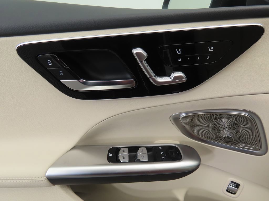 New 2025 Mercedes-Benz C 300 Sedan image 25