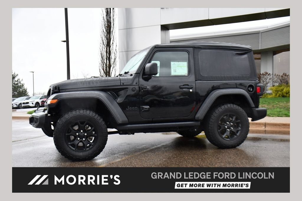 Used 2021 Jeep Wrangler Sport AWD/4WD image 1