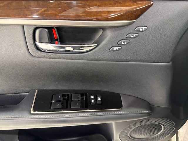Used 2017 Lexus ES 350 w/ Luxury Package FWD image 11